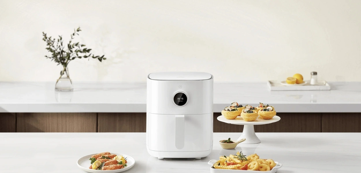 سرخ‌کن هوشمند شیائومی ظرفیت 4.5 لیتری | Mi Smart Air Fryer 4.5L با ظرفیت ۴.۵ لیتری، کنترل هوشمند و پشتیبانی از دستیار صوتی گوگل