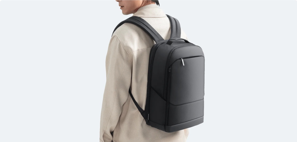 کوله پشتی شیائومی | Mi Business Backpack با طراحی شیک و محفظه‌های جادار